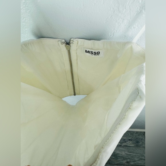 Miss8 Los Angeles White Ivory Bone In Ruched Corset - Picture 6 of 7